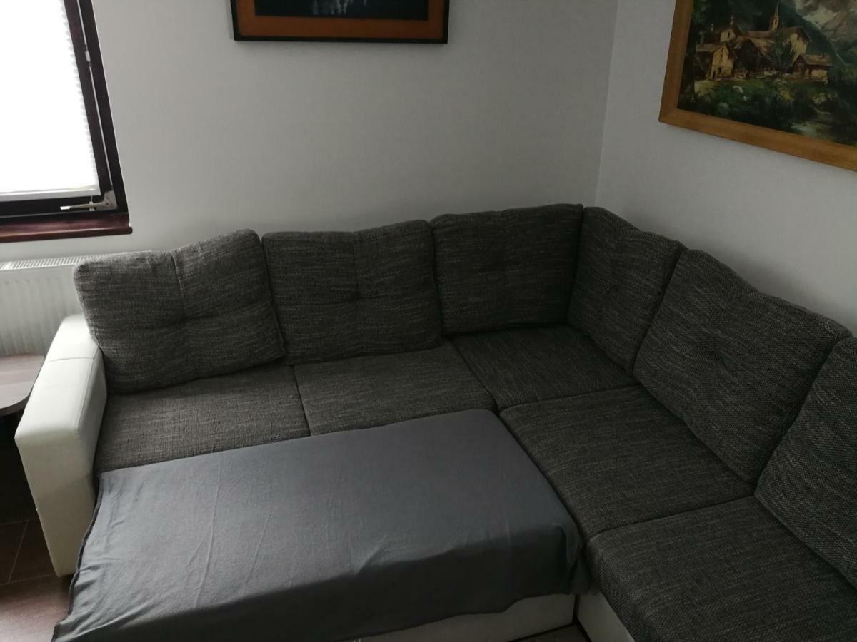 Klemen Apartment *